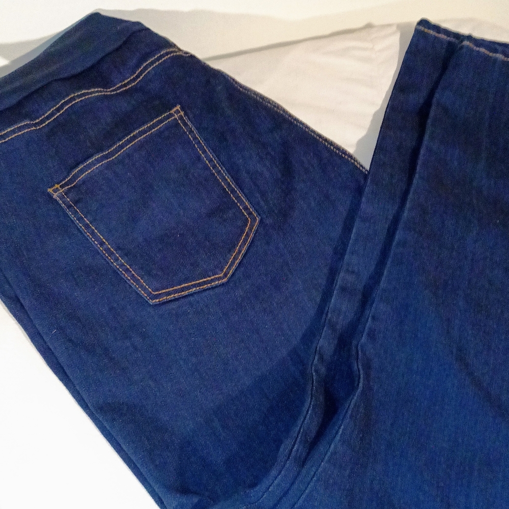 Time & Tru Maternity Denim Jeans